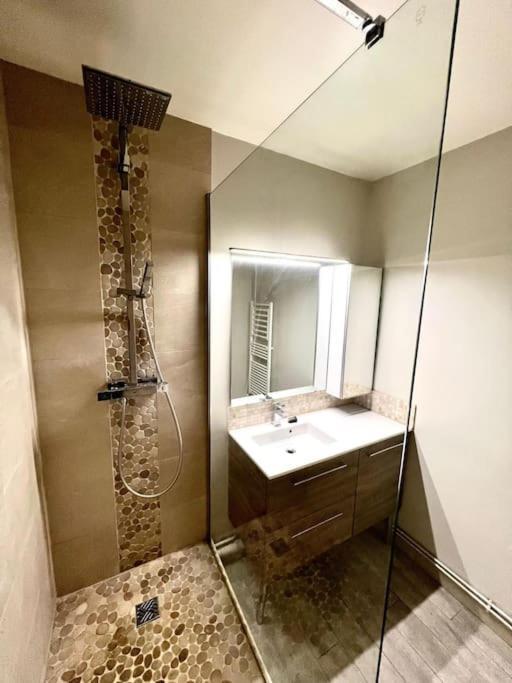 Superbe Appartement Avec Parking La Rochelle  Buitenkant foto