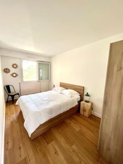 Superbe Appartement Avec Parking La Rochelle  Buitenkant foto