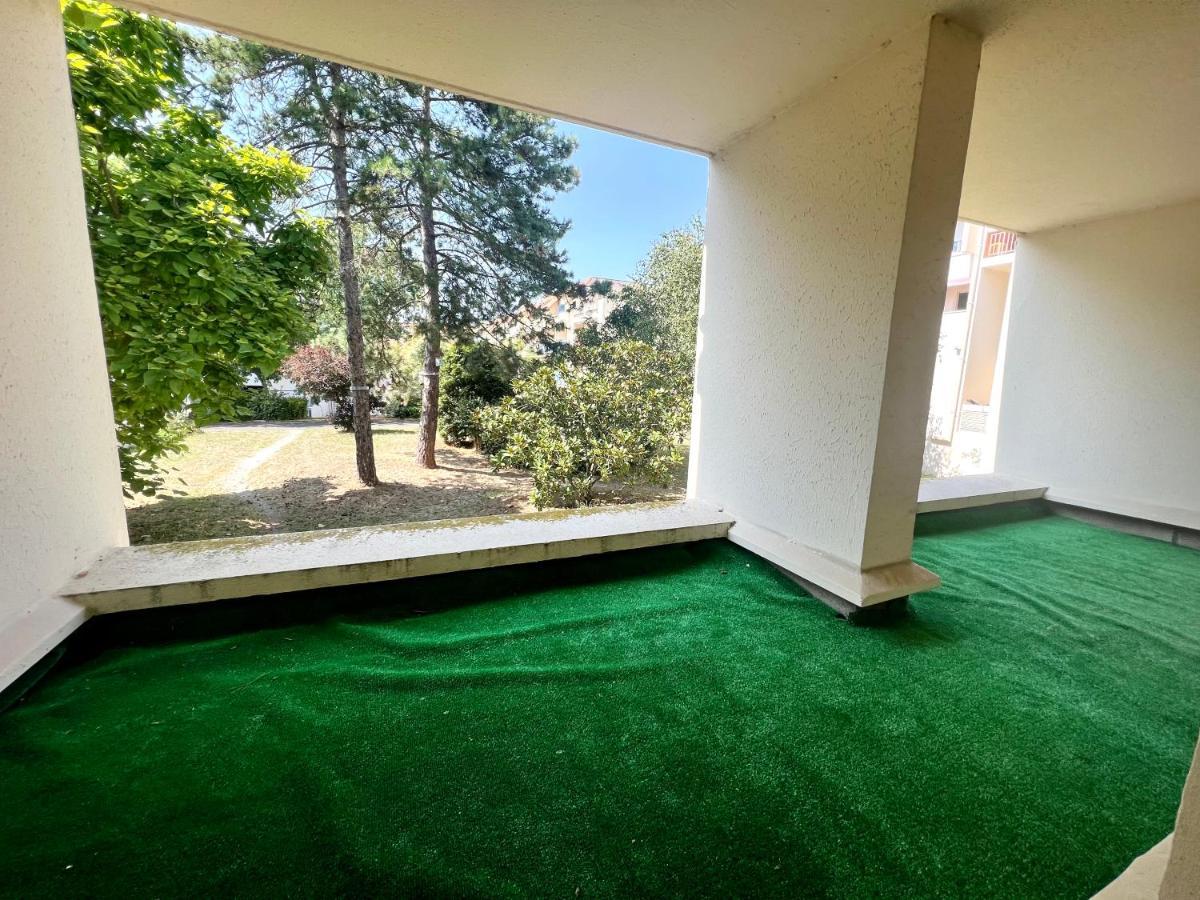 Superbe Appartement Avec Parking La Rochelle  Buitenkant foto